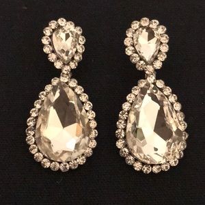 DOUBLE PEAR SHAPED CRYSTAL DROP EARRINGS
